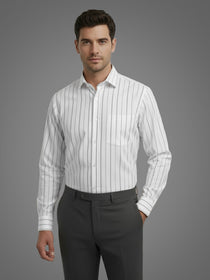 VORA LABEL Men Cotton Striped Regular Fit Casual Shirt - Black