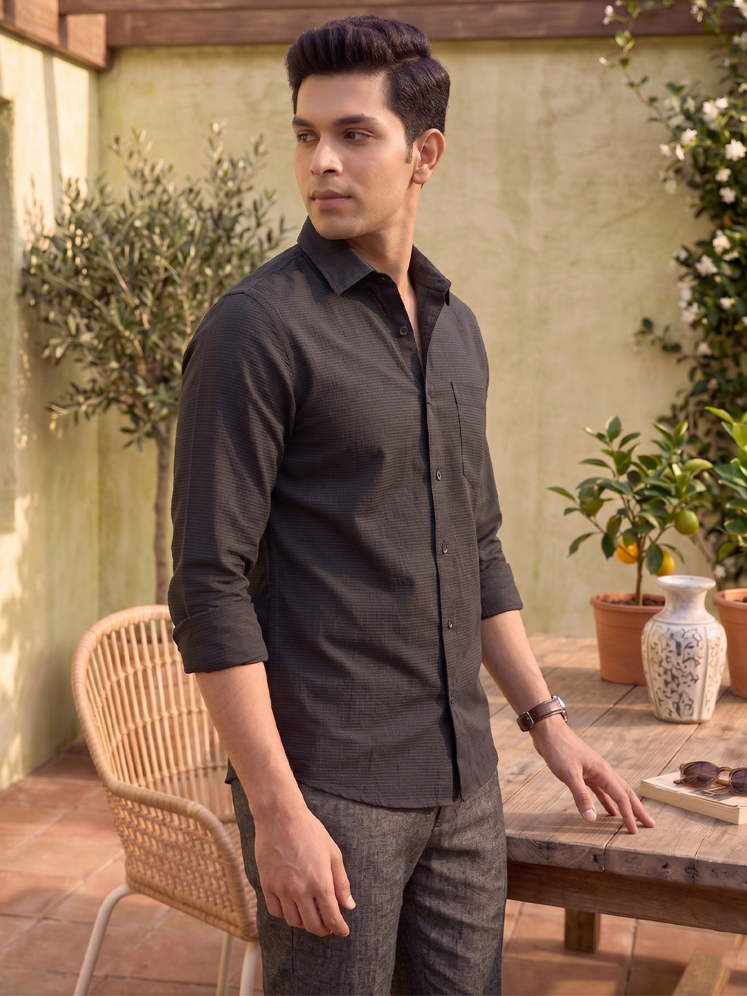 VORA LABEL Men Cotton Solid Regular Fit Spread Collar Full Sleeve Casual Shirt - Black