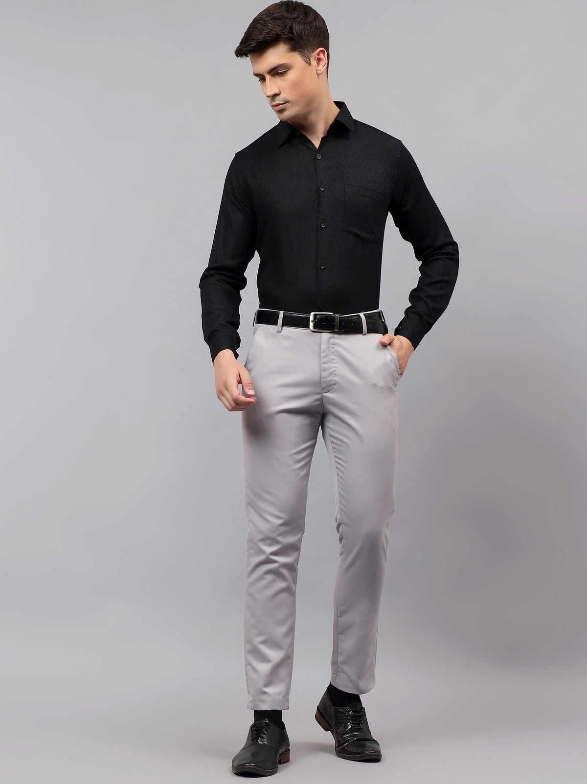 VORA LABEL Men Cotton Solid Regular Fit Casual Shirt - Black