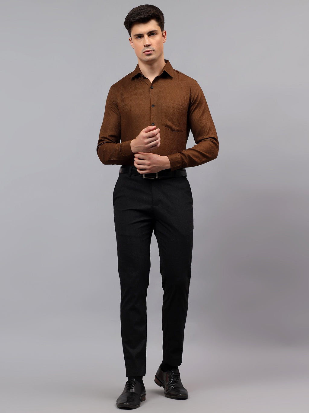 VORA LABEL Men Cotton Solid Regular Fit Casual Shirt - Black