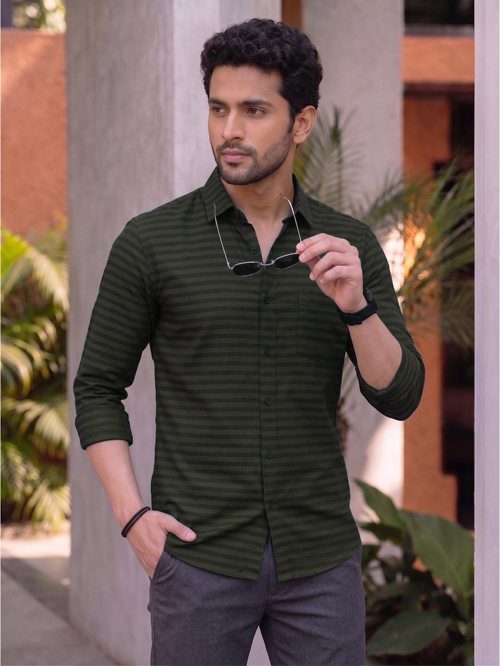 VORA LABEL Men Denim Striped Slim Fit Casual Shirt - Black