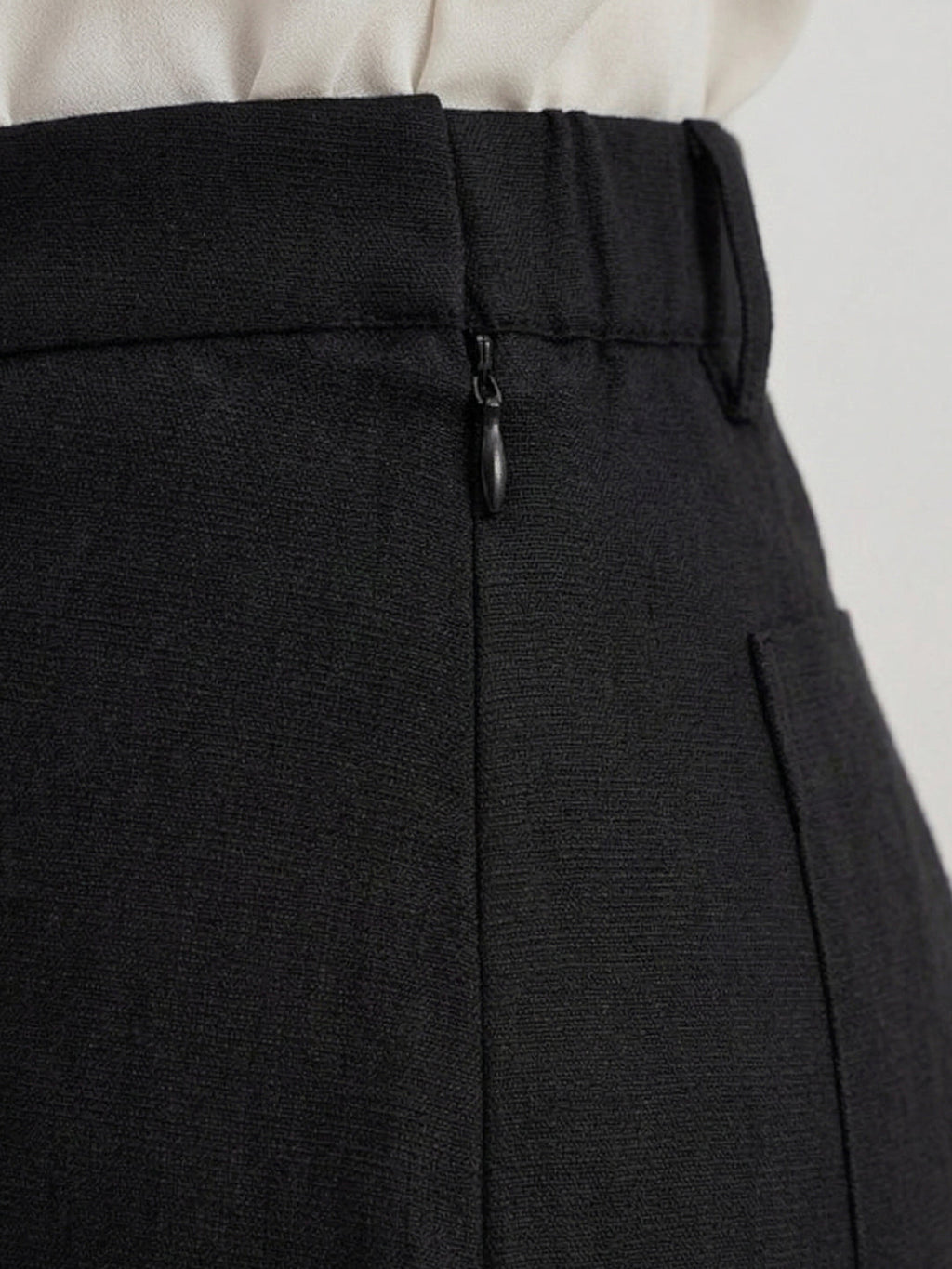 VORA LABEL Women Rayon Solid Straight Fit Trousers - Black