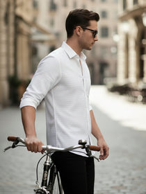 VORA LABEL Men Cotton Striped Relaxed Fit Spread Collar Shirt - White
