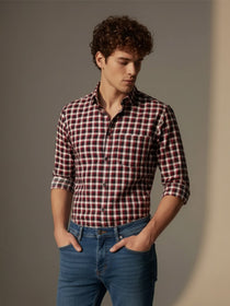VORA LABEL Men Cotton Checked Regular Fit Casual Shirt - Maroon
