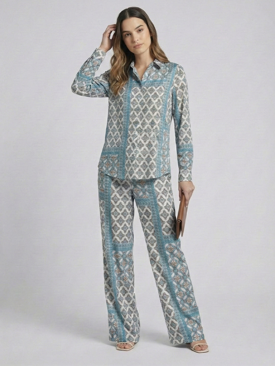 VORA LABEL Women Viscose Rayon Floral Printed Regular Fit Co-ord Set - Sky Blue