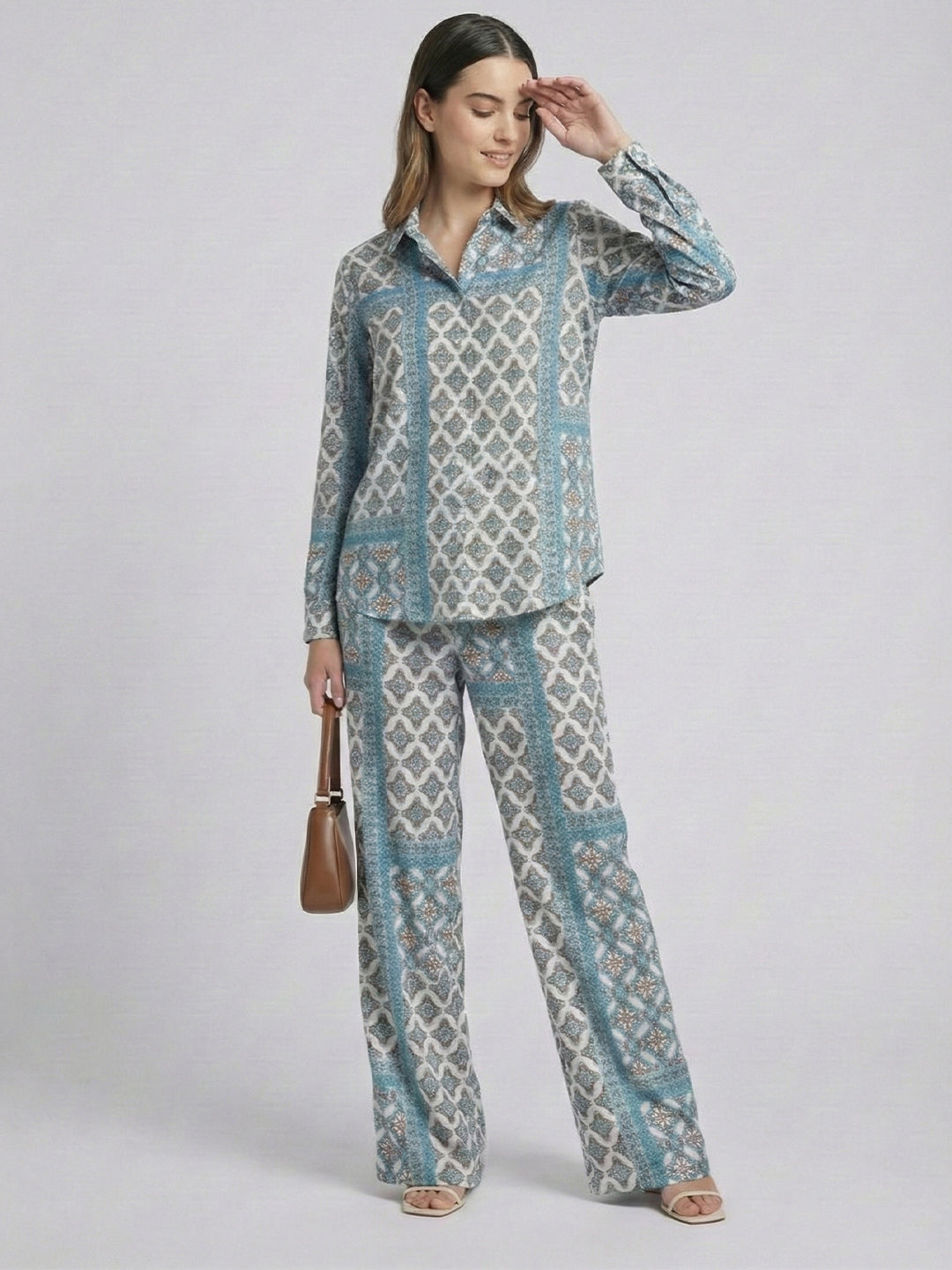 VORA LABEL Women Viscose Rayon Floral Printed Regular Fit Co-ord Set - Sky Blue