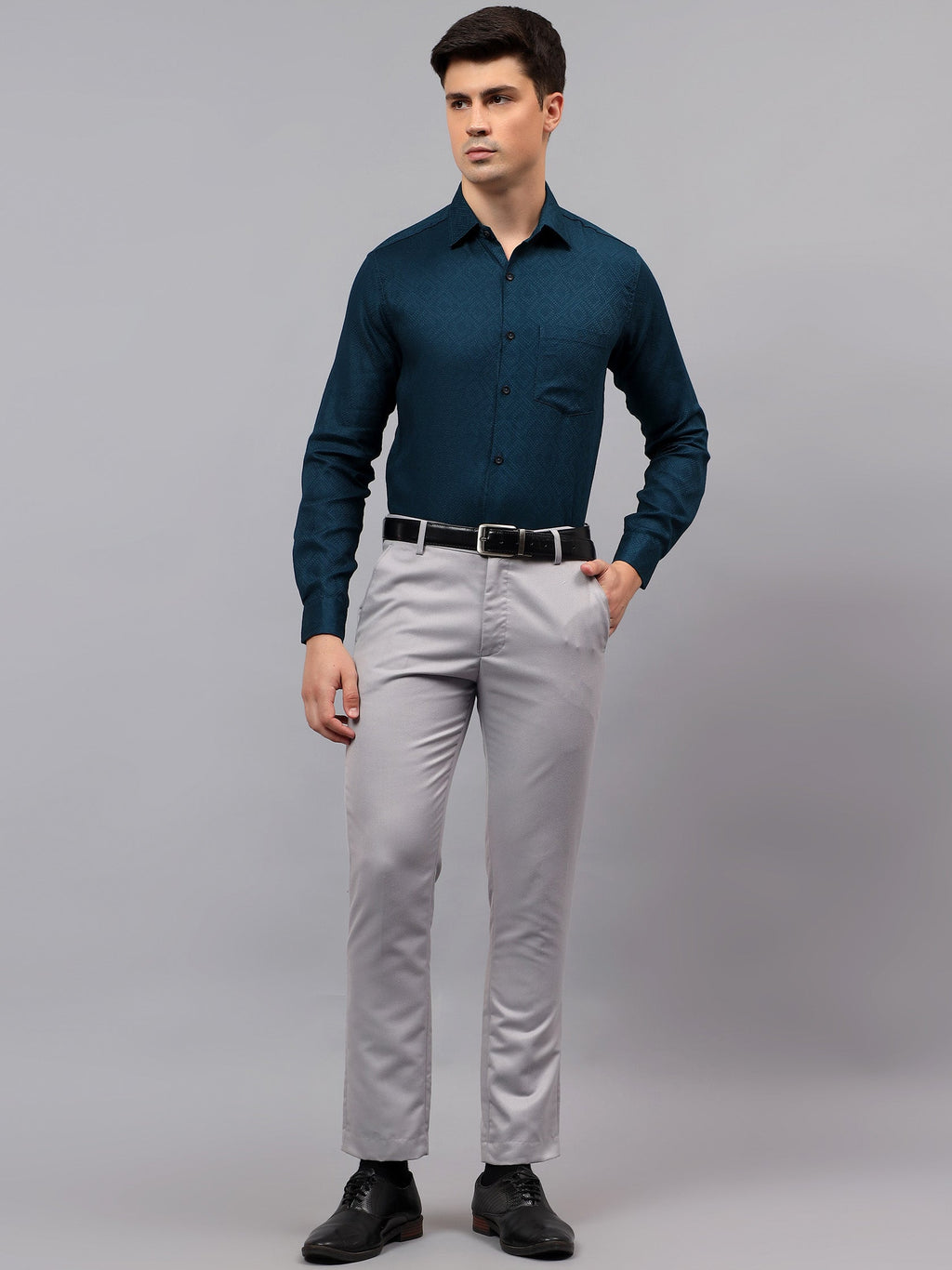 VORA LABEL Men Cotton Solid Regular Fit Casual Shirt - Black