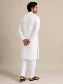 VORA LABEL Men Cotton Chikankari Embroidered Regular Fit Long Kurta - White