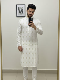 VORA LABEL Men Cotton Printed Regular Fit Mandarin Collar Short Kurta - White